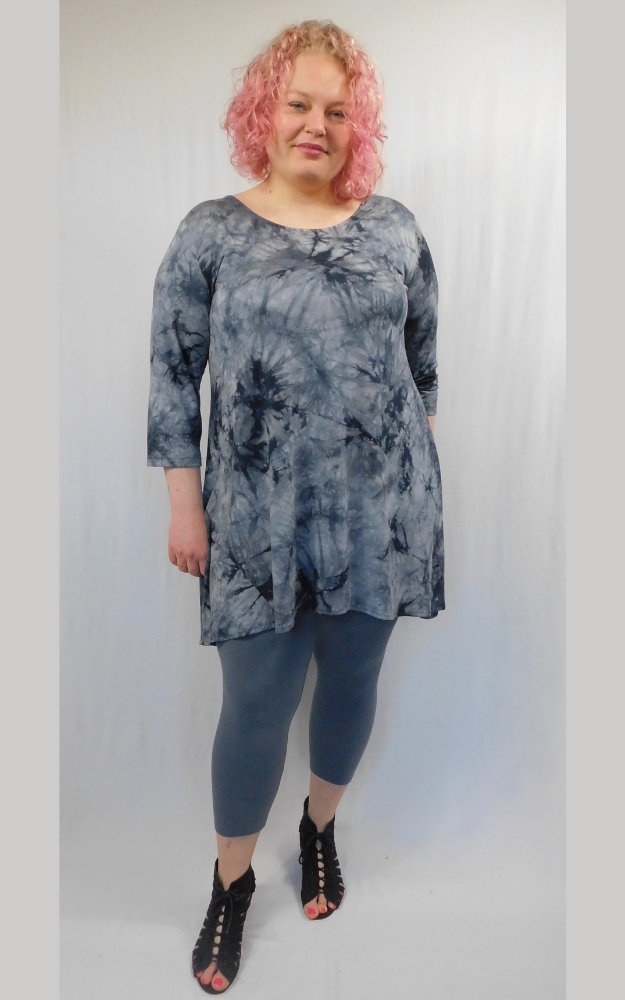 Bamboo Tie Dye 3/4 Sleeve Tunic Top - Black