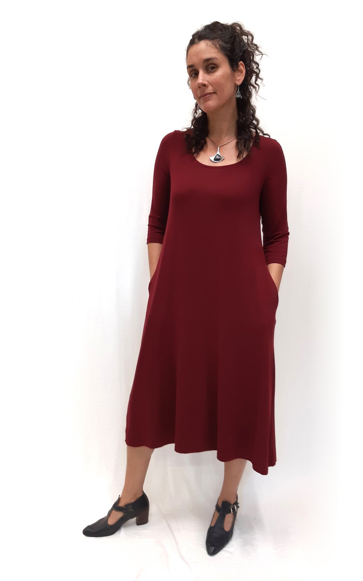 Burgundy bamboo jersey long tunic dress with pockets and 3/4 sleeve size M
